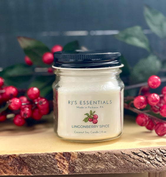 Lingonberry Spice 8 oz Candle