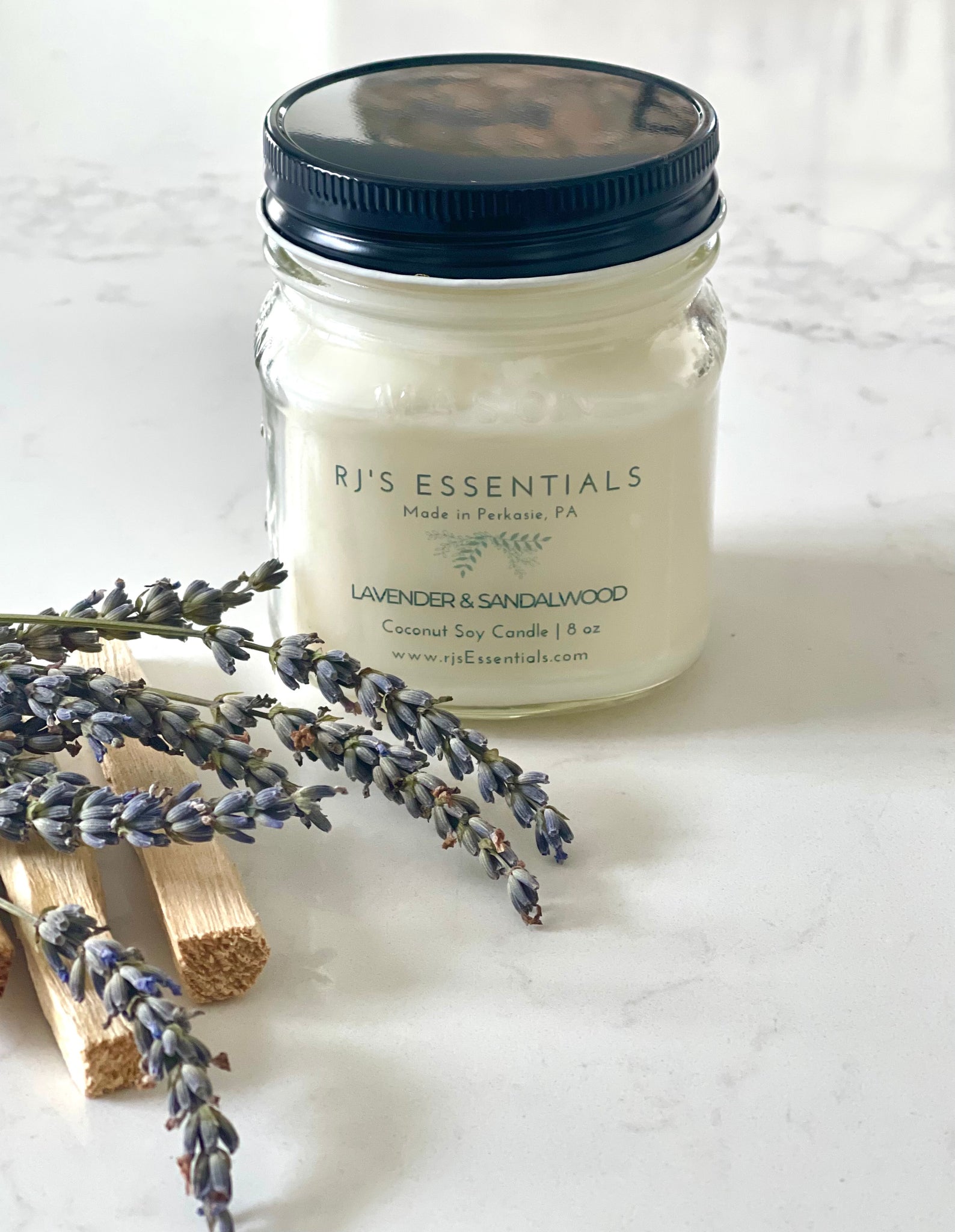 Lavender Sandalwood 8 oz Candle – RJ's Essentials